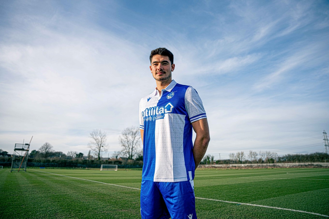 Elkan Baggott
